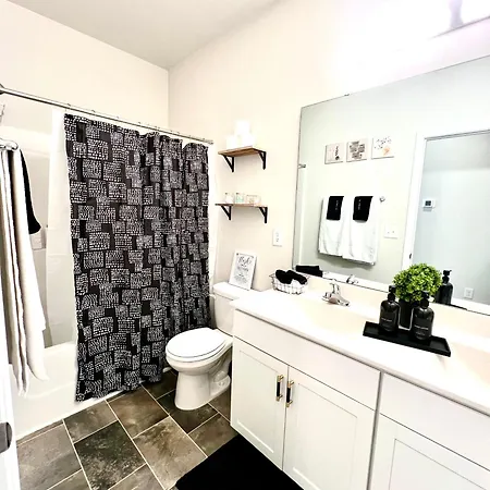 New Entire Luxury Raleigh Home 15Min To Dt, Baby, Kids, Family & Pet Friendly, Ev Car Charger, Pingpong Exterior photo