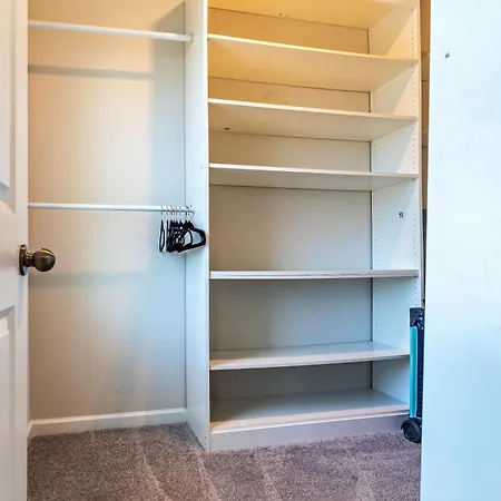 New Entire Luxury Raleigh Home 15Min To Dt, Baby, Kids, Family & Pet Friendly, Ev Car Charger, Pingpong Exterior photo