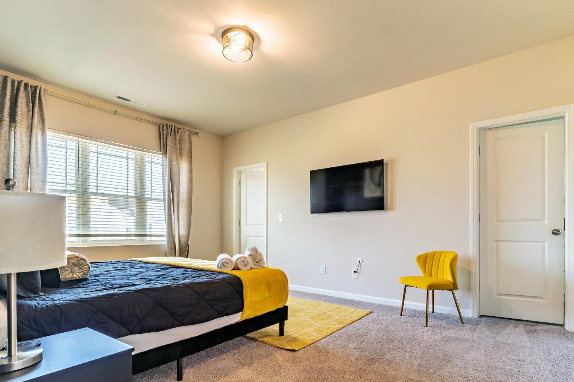 New Entire Luxury 15min To Dt, Baby, Kids, Family & Pet Friendly, Ev Car Charger, Pingpong * Raleigh
