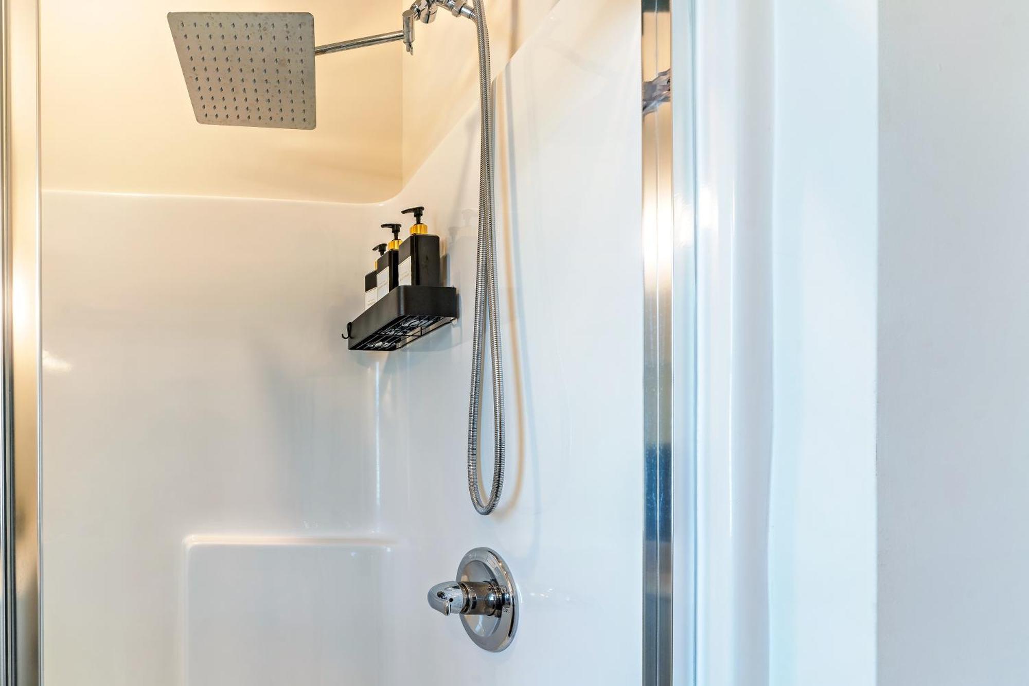 New Entire Luxury 15min To Dt, Baby, Kids, Family & Pet Friendly, Ev Car Charger, Pingpong